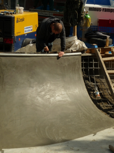 Skatepool_Fruchtallee_08